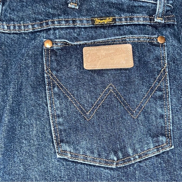 Wrangler Jeans Men's 13MWZWD Cowboy Cut Original‎ Fit 100% Cotton Blue 38x30 - Picture 2 of 9